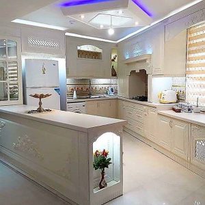 نقش رنگ، ابزار و جزئیات تزئینی در انتخاب کابینت نئوکلاسیک ترکیبی